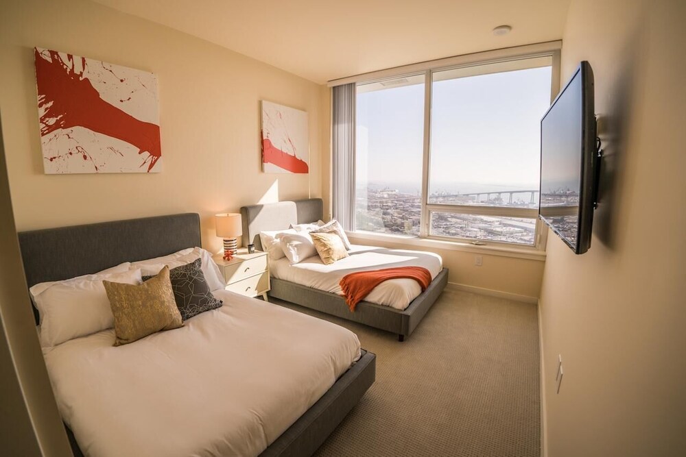 Ocean View IV by AvantStay High Rise in DT w City & Ocean Views - photo 5