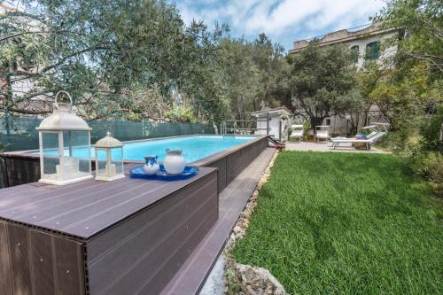 Villa Emma 50 mt from the sea with private pool — 5-Star Luxury Hotel in Carini, Italy