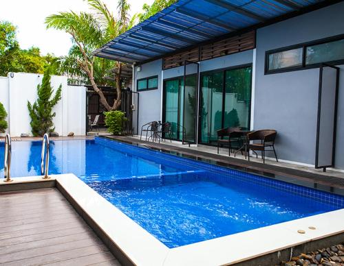Pamoni - carbon neutral hotel in Koh Samui