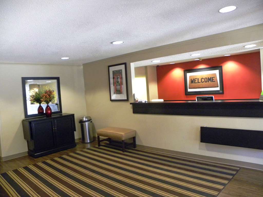Suburban Studios Houston North I 45 - photo 4