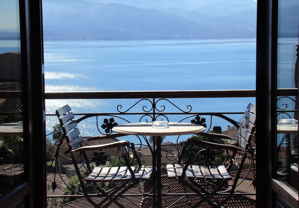 Ilion Hotel in Nafpaktos, Greece