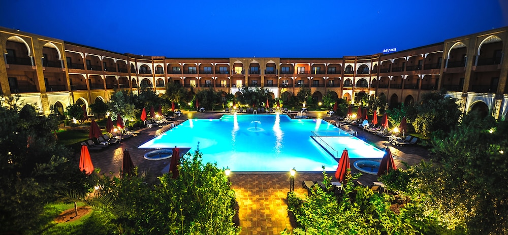 Hotel Riad Ennakhil & SPA