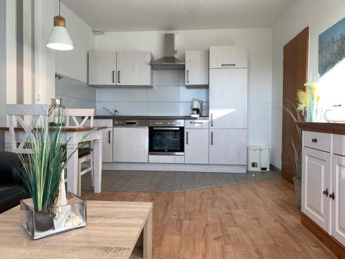 Kleine Brise Apartment 8 — 4-Star Luxury Hotel in Busum, Germany