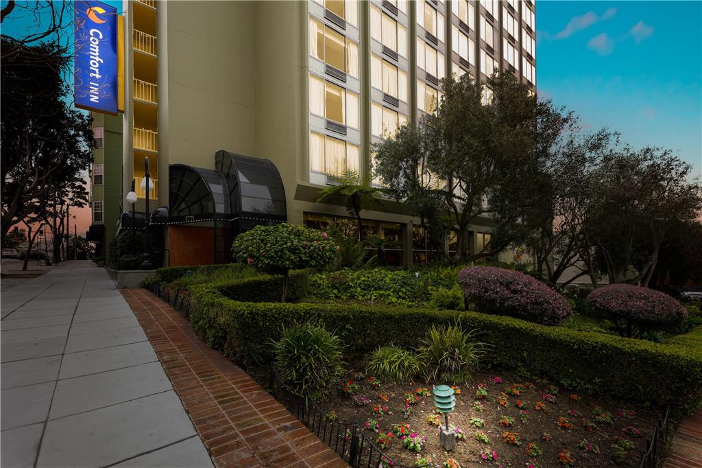Comfort Inn by the Bay - photo 7