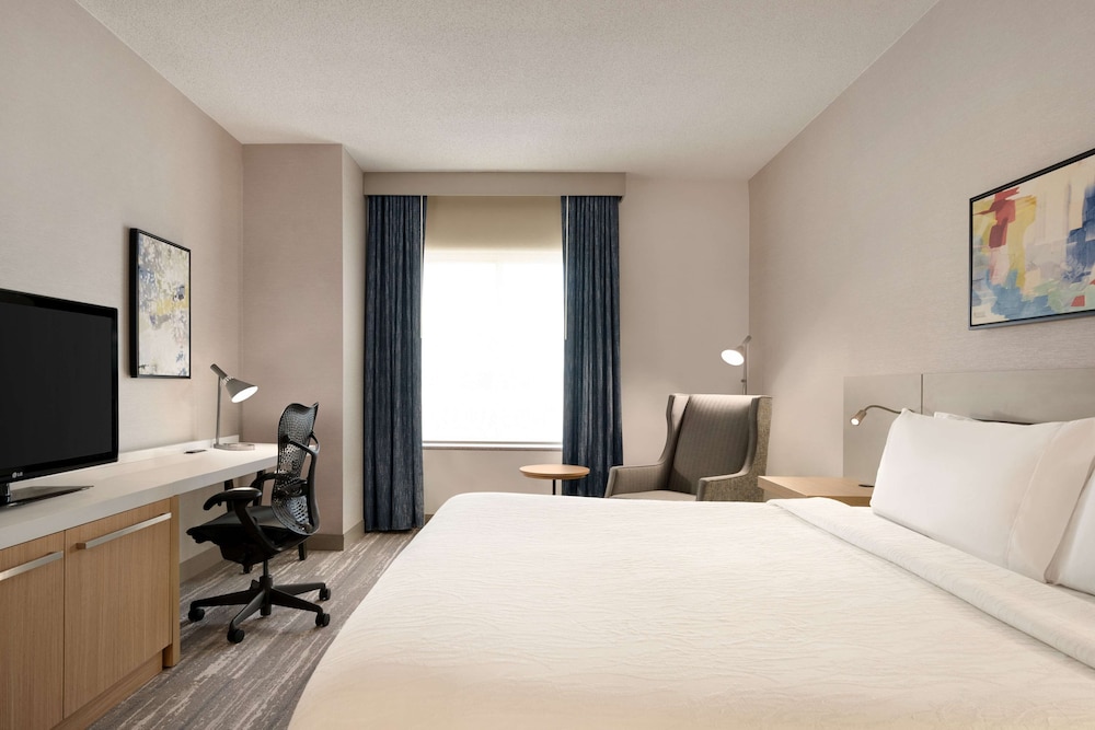 Hilton Garden Inn Tysons Corner - photo 14