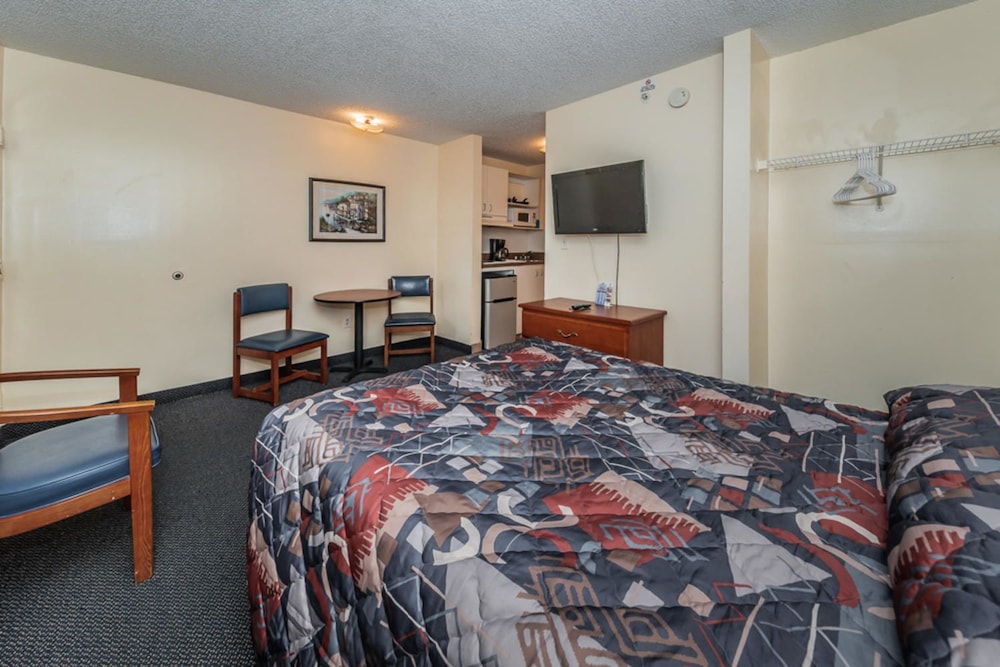 Tampa Bay Extended Stay Hotel - photo 32