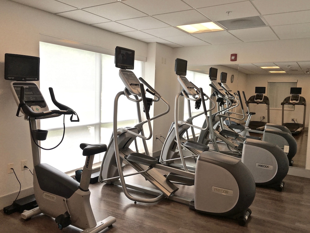 Holiday Inn Express & Suites Oswego by IHG - photo 18