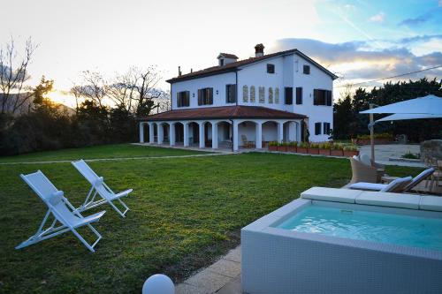 ColmarinoHouse - last minute hotel in Maiolati Spontini