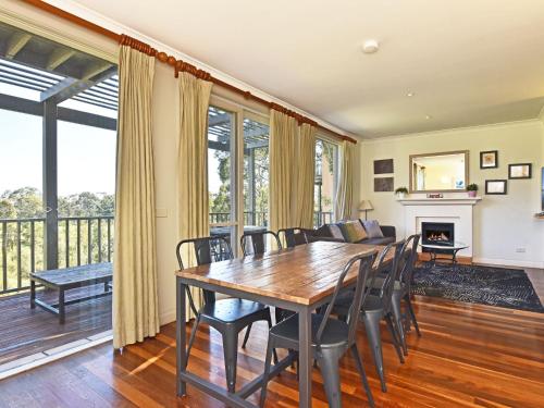 Villa 2br Ferre Villa located within Cypress Lakes Resort in Pokolbin, Australia