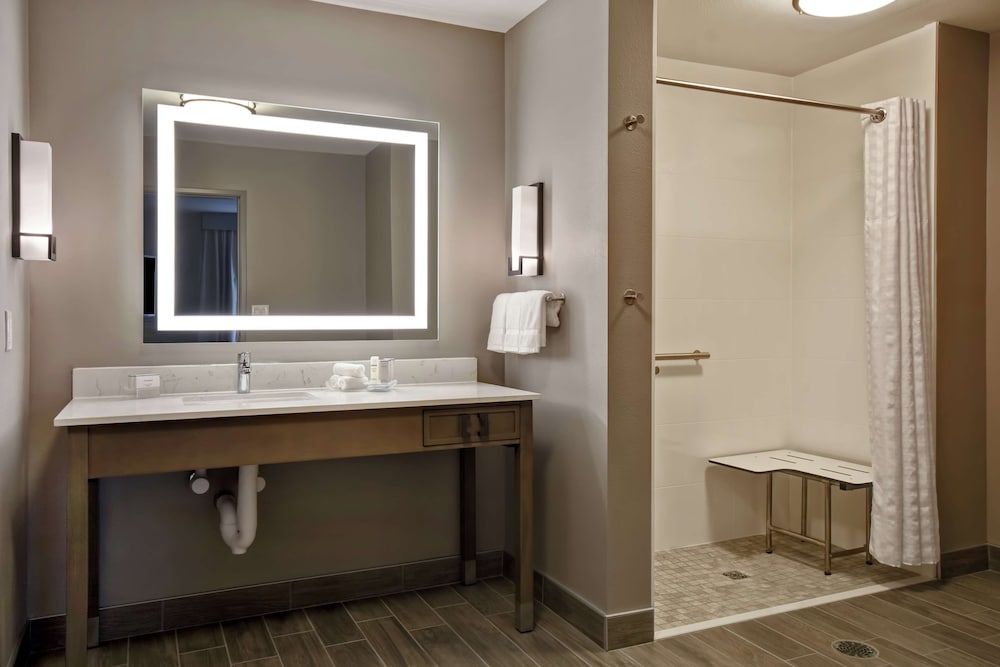 Homewood Suites by Hilton Orange New Haven - photo 22