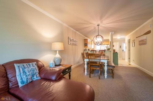 Kickapoo Shores Waterfront Cottages — hotel in Onalaska