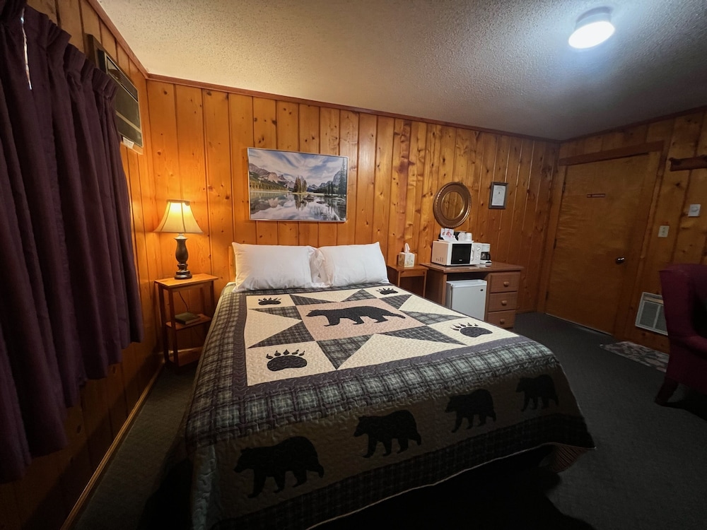 Cedars Motel - photo 6