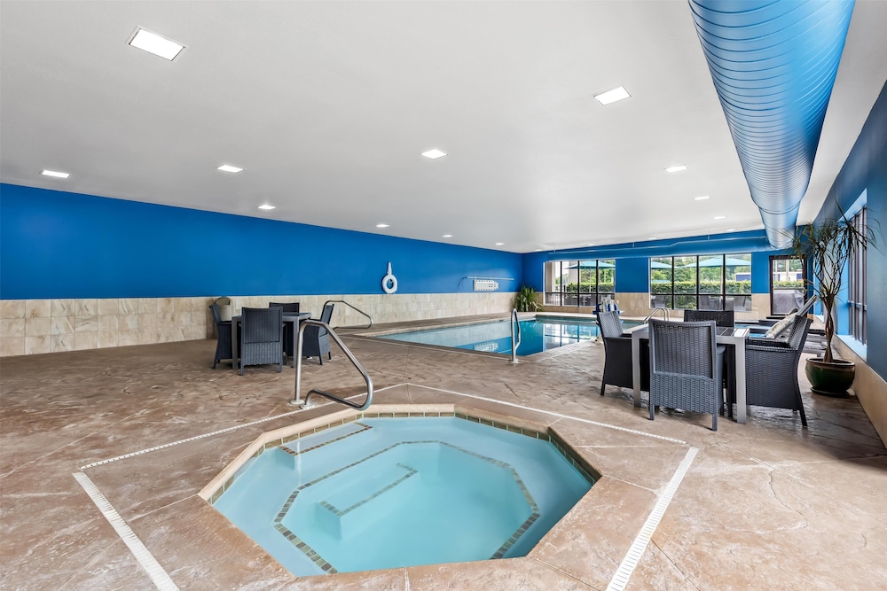 Hampton Inn & Suites Grove City - photo 39