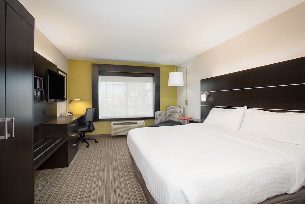 Holiday Inn Express Hotel & Suites Ft. Collins by IHG - photo 6