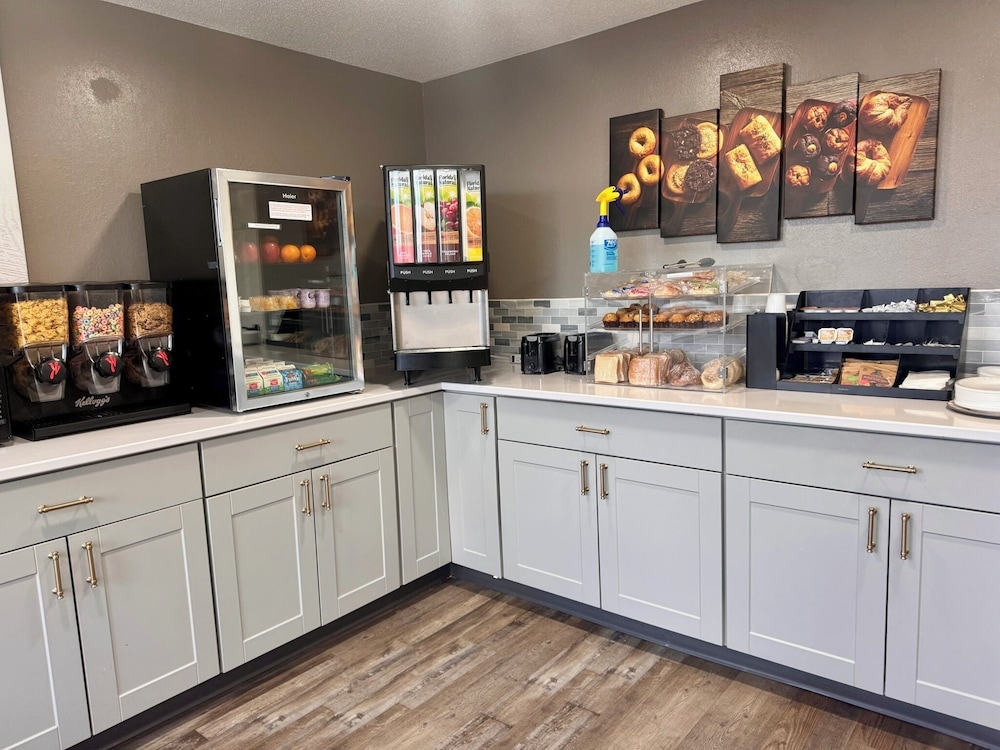 Baymont by Wyndham Great Falls City Center - photo 26