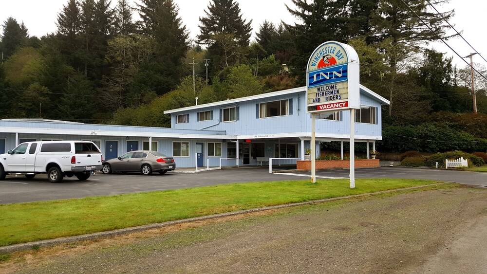 Winchester Bay Inn — hotel in Reedsport