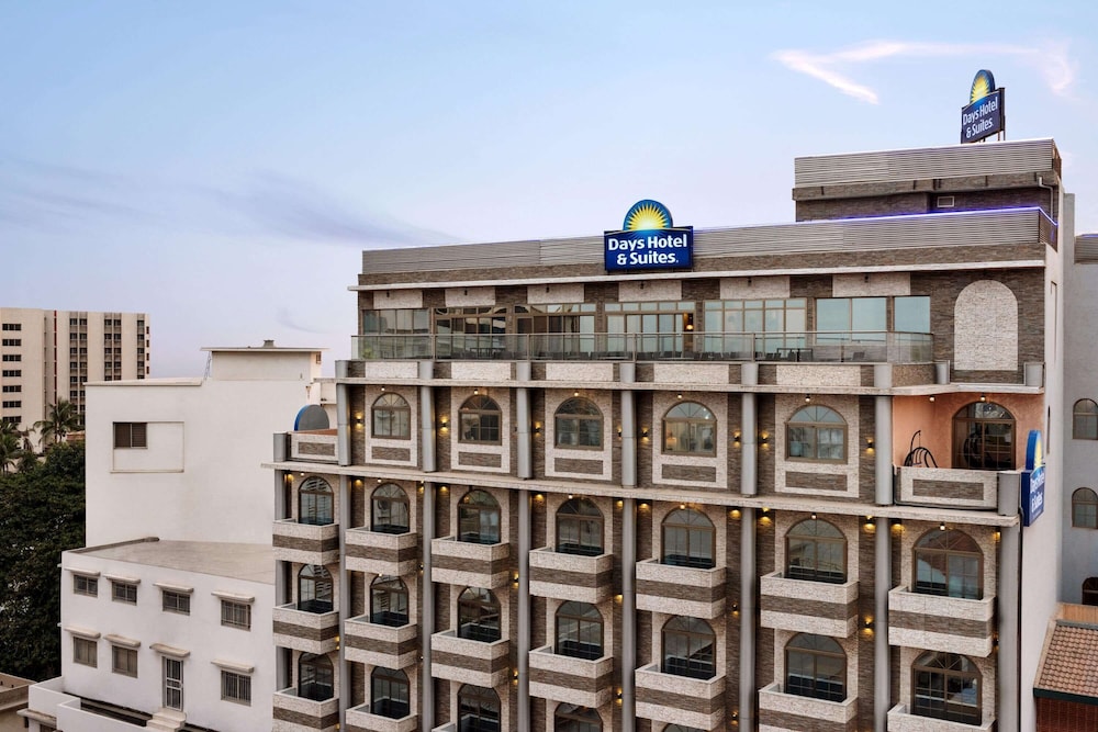 Days Hotel And Suites By Wyndham Dakar — Dakar