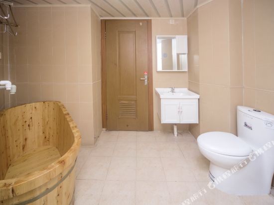 Loudi cold water jiangjin hotel in Lengshuijiang, People's Republic of China