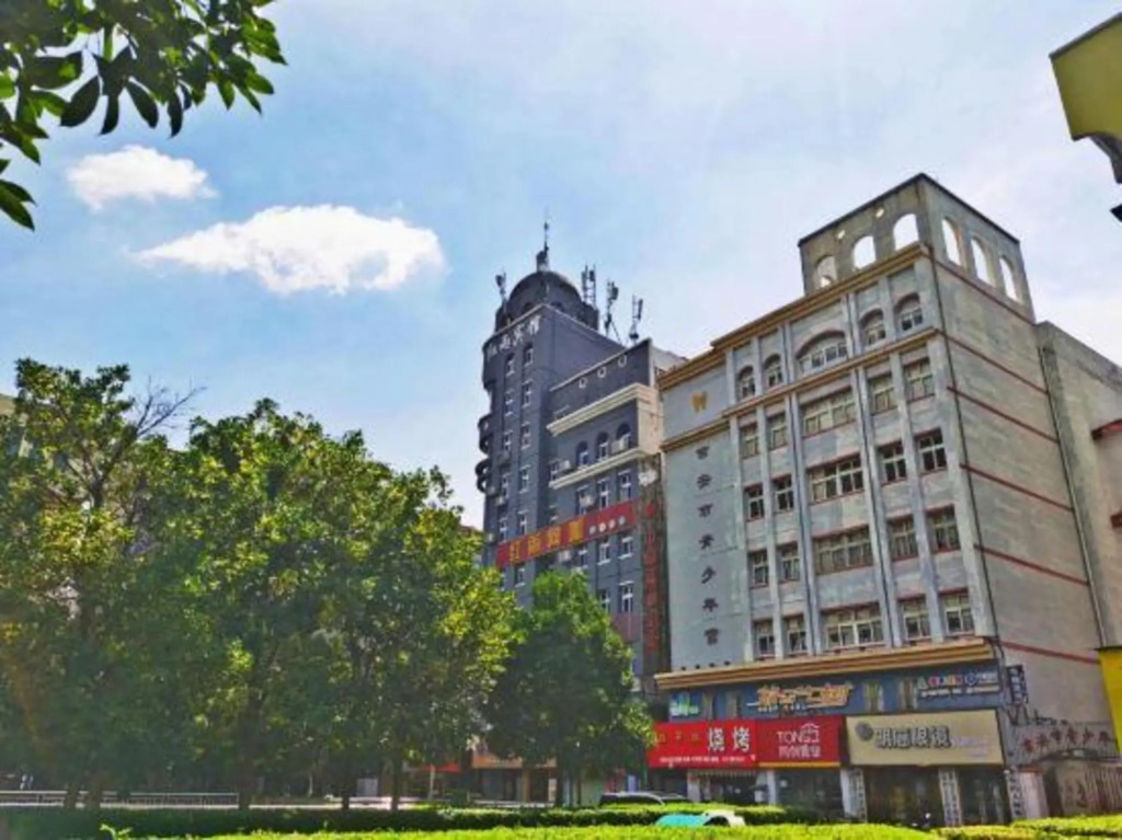 Hongyu Hotel - last minute hotel in Ji'an