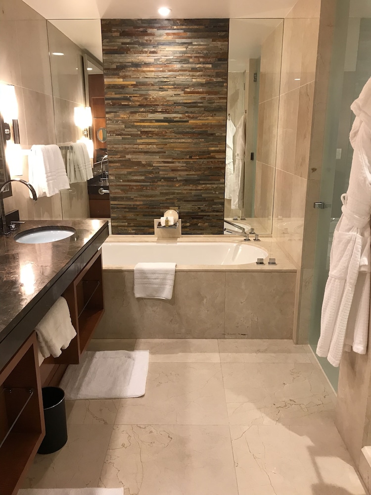 Four Seasons Hotel Denver - photo 53