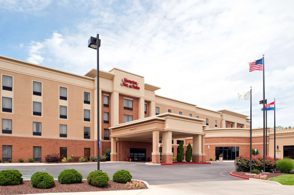 Hampton Inn & Suites Columbia at University - photo 32