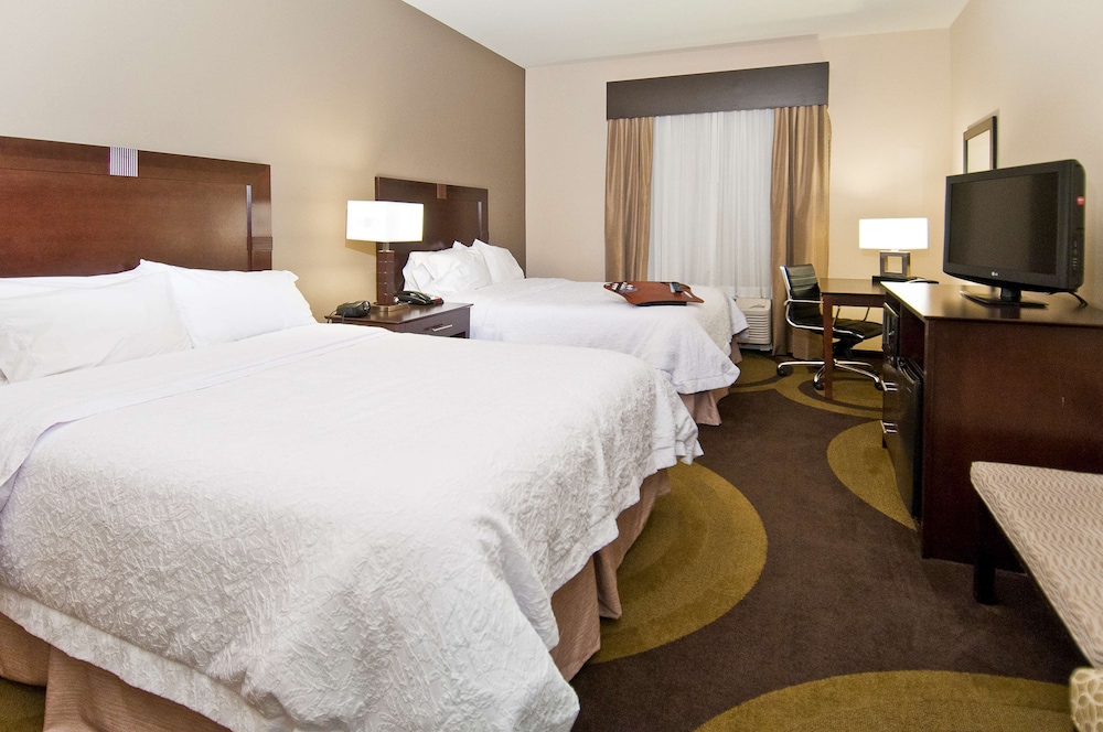 Hampton Inn Maumelle AR - photo 12