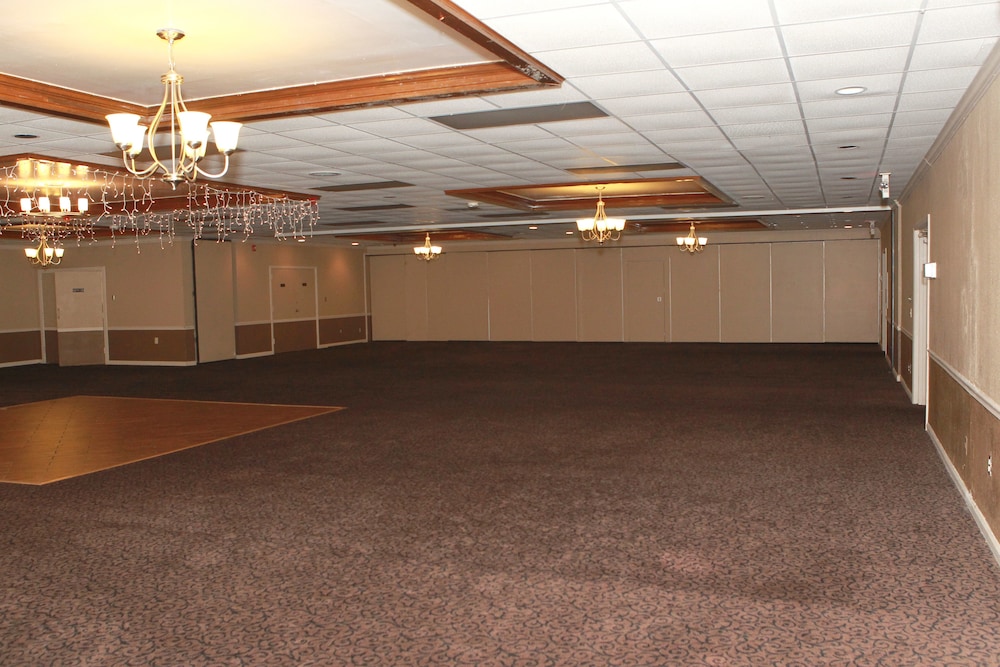 Suite Dreams Hotel - photo 50