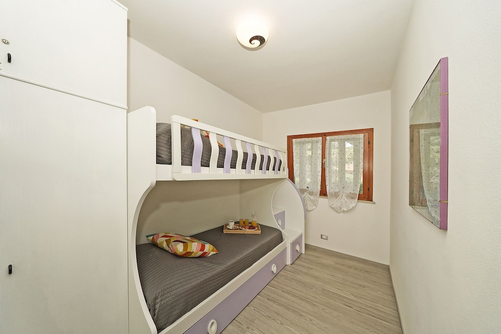 Residence Punta Gro by Wonderful Italy — 4-Star Luxury Hotel in Sirmione, Italy