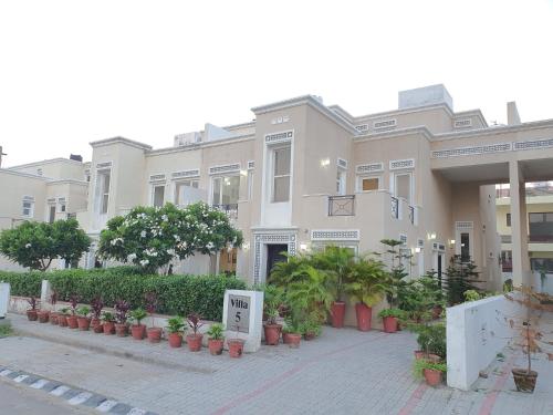 Villa 5 Mohali — 4-Star Luxury Hotel in Chandigarh, India