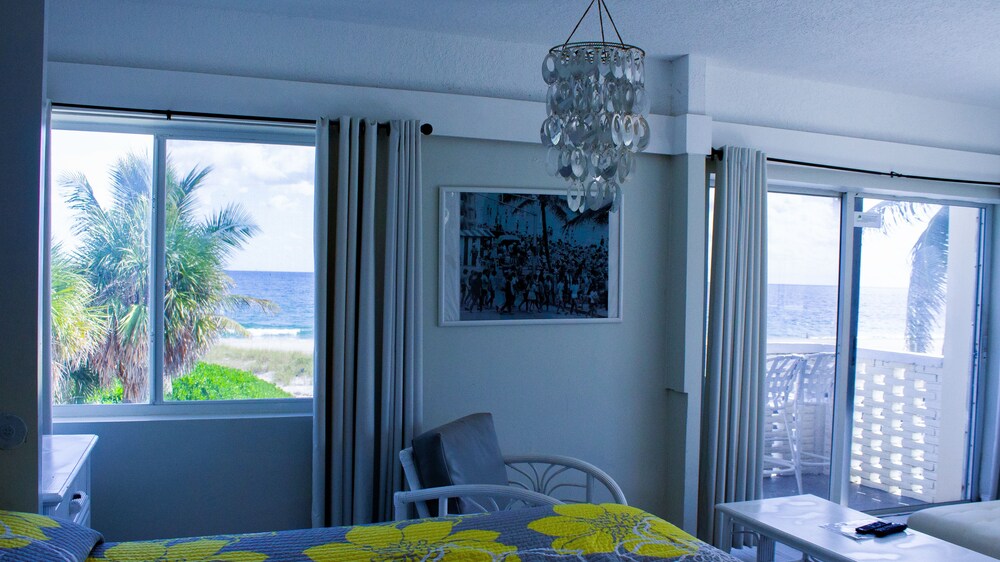 Coral Tides Resort - photo 86