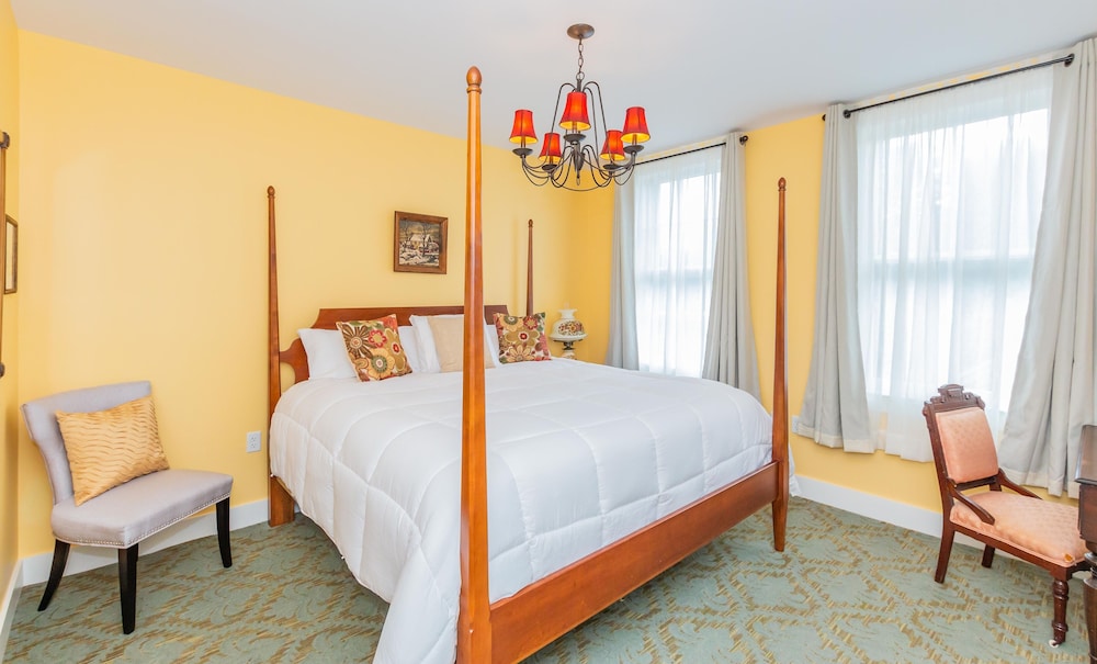 Historic Hotel Broadalbin - photo 24