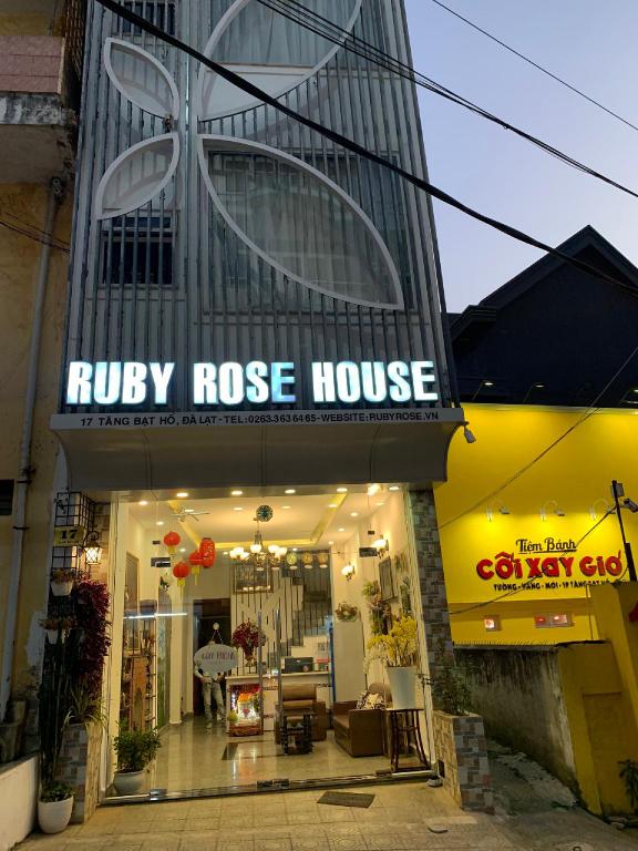 Rubyrosehouse - carbon neutral hotel in Da Lat