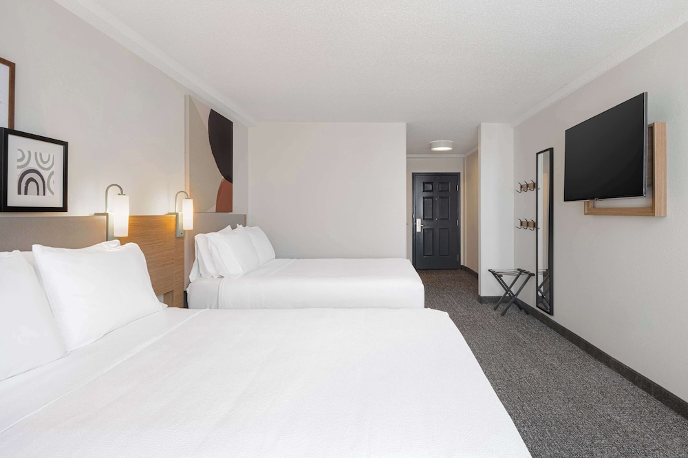 Spark by Hilton Orangeburg - photo 17