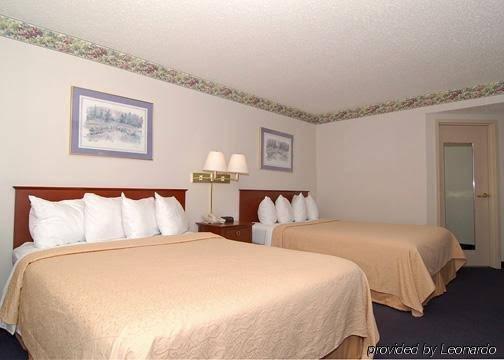 Quality Inn & Suites Biltmore South - photo 4