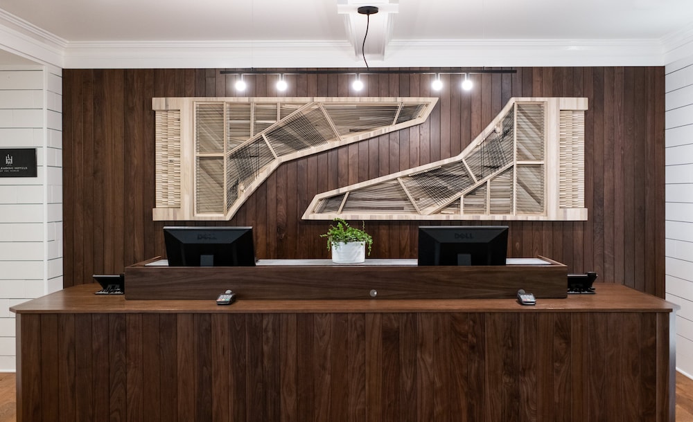 Hutton Hotel - photo 5