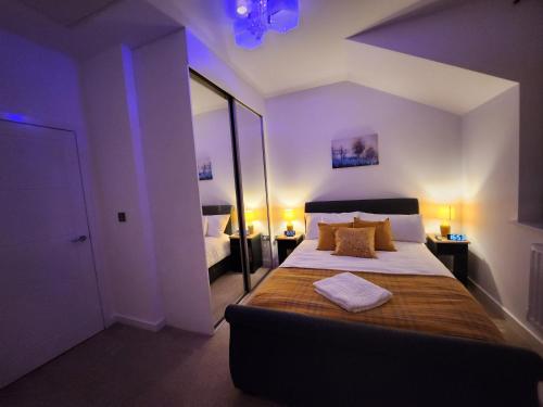 Beautifully Fab 3 bedroom 4 beds New home 8 guests Stretford Trafford — 4-Star Luxury Hotel in Manchester, United Kingdom