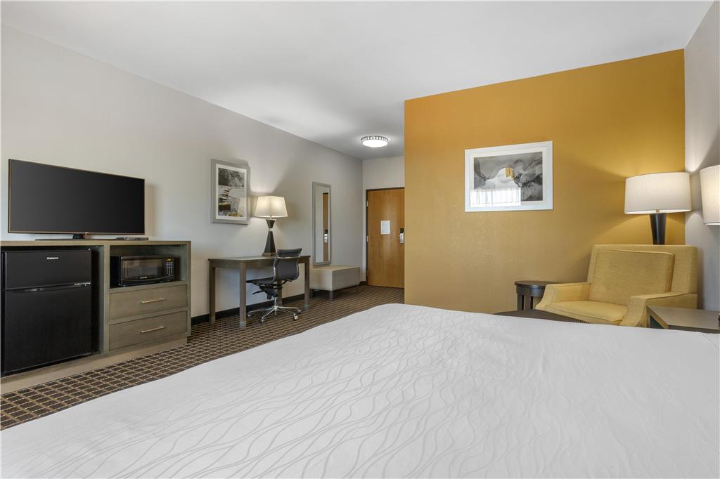 Best Western Plus Lampasas Inn & Suites - photo 25