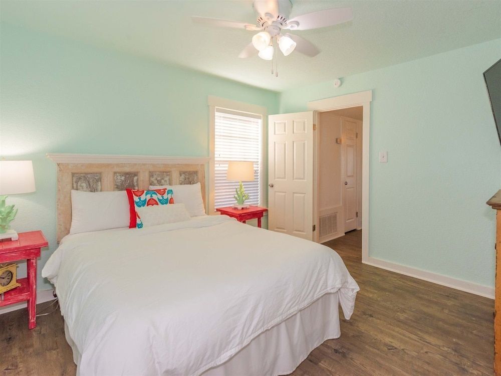 Tejas Tides by Miss Kitty s — Aransas Pass — photo 4