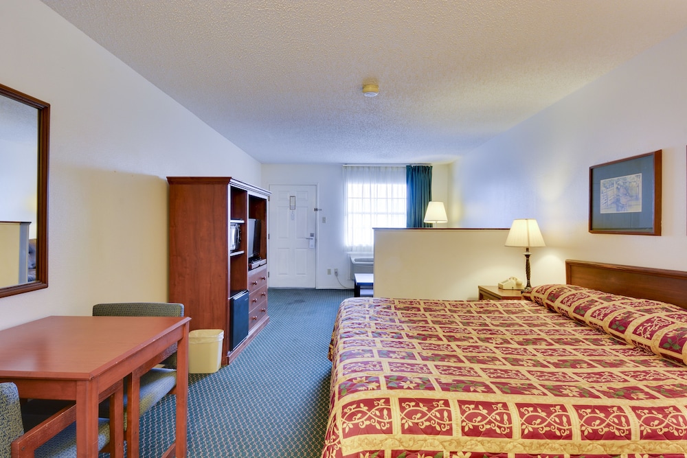 Windcrest Inn and Suites - photo 30
