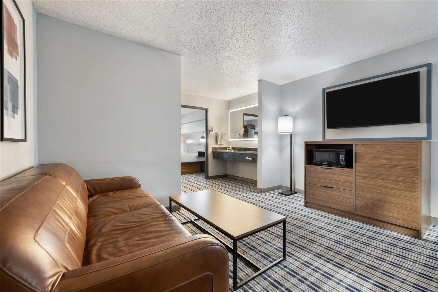 AmericInn by Wyndham Aberdeen Event Center - photo 26