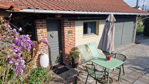 Studio Malow in Arques, France