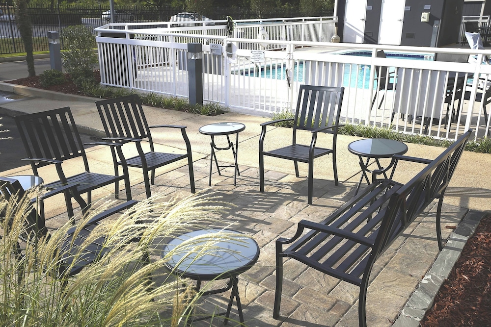 Fairfield Inn by Marriott Jackson Airport Pearl - photo 12