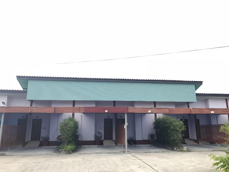 D View Resort in Ban Chang, Thailand