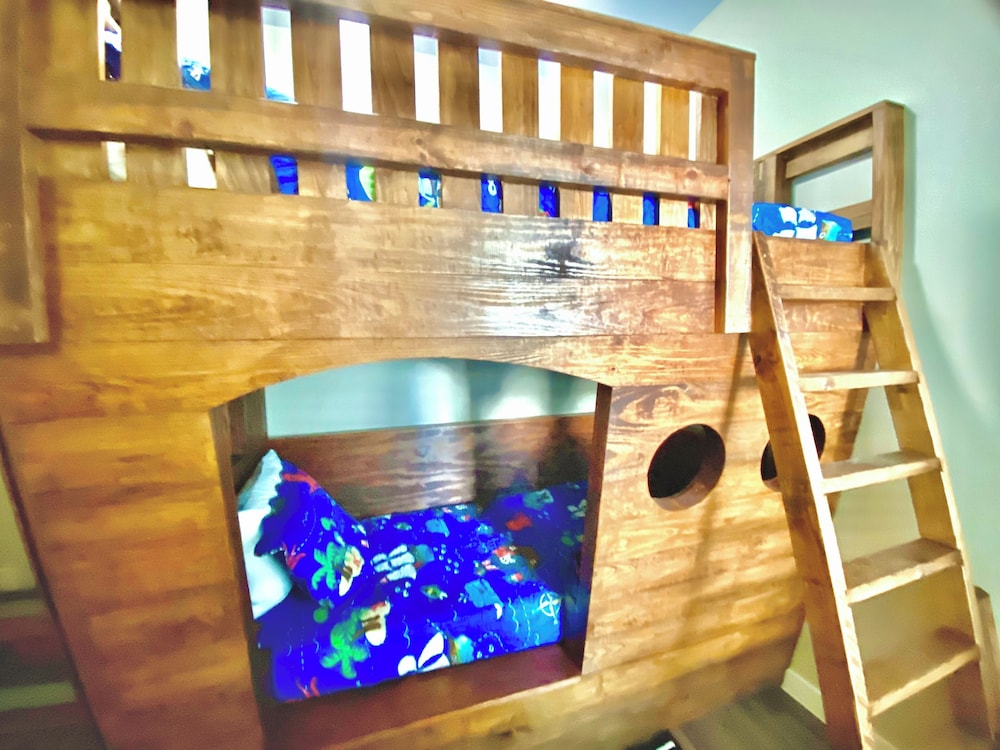 Pirates Hook 14919 in Corpus Christi, United States