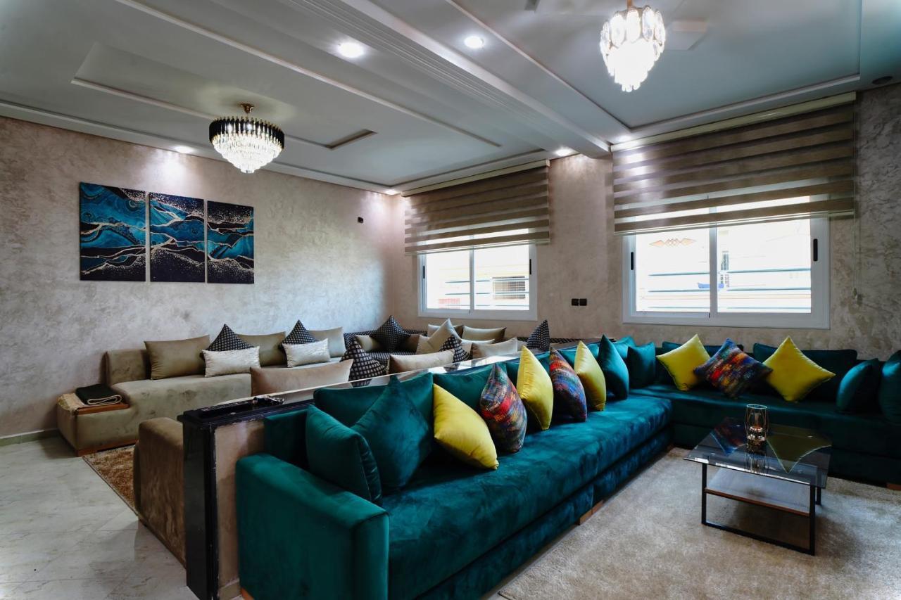Appartement Emeraude Calme Moderne & Securise — 4-Star Luxury Hotel in Fes, Morocco