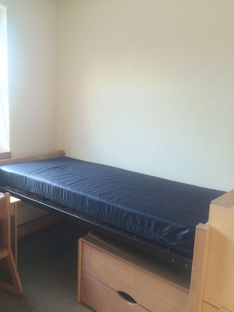 NYC Summer Dorms Queens — hotel in East Elmhurst