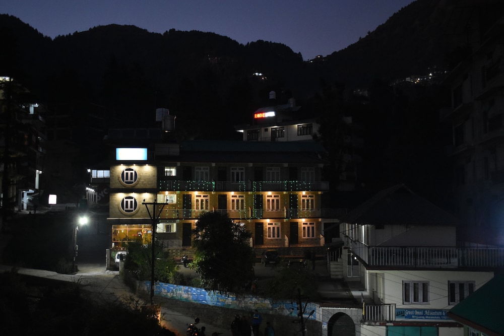 Omni Hotel - last minute hotel in Dharamsala