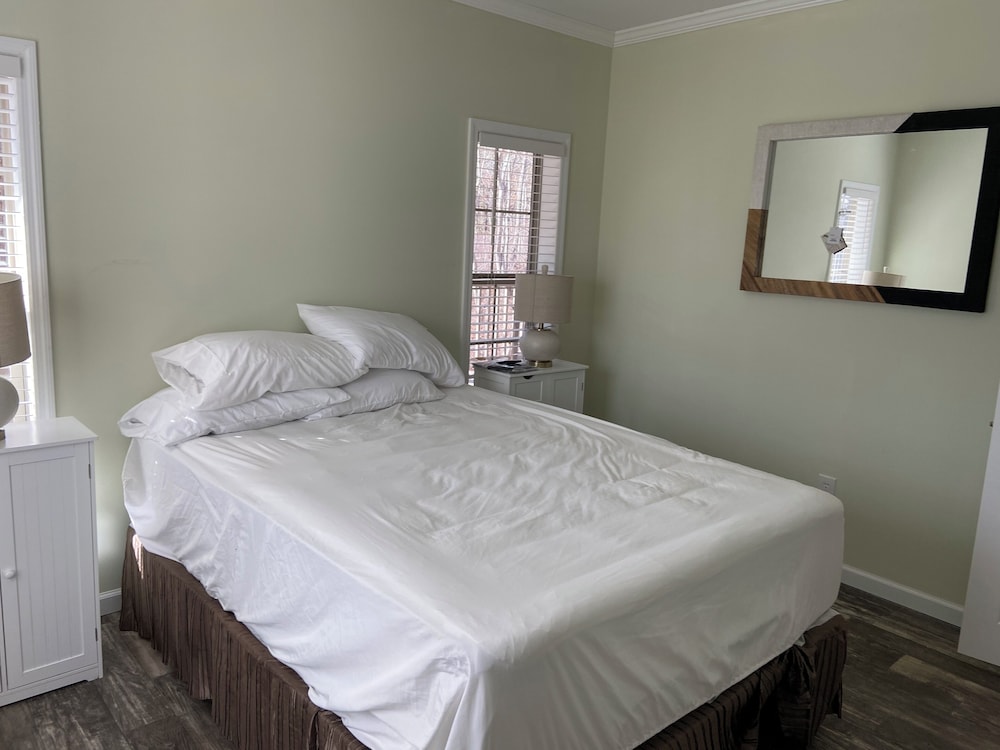 Swan Lake Resort Rentals - photo 53