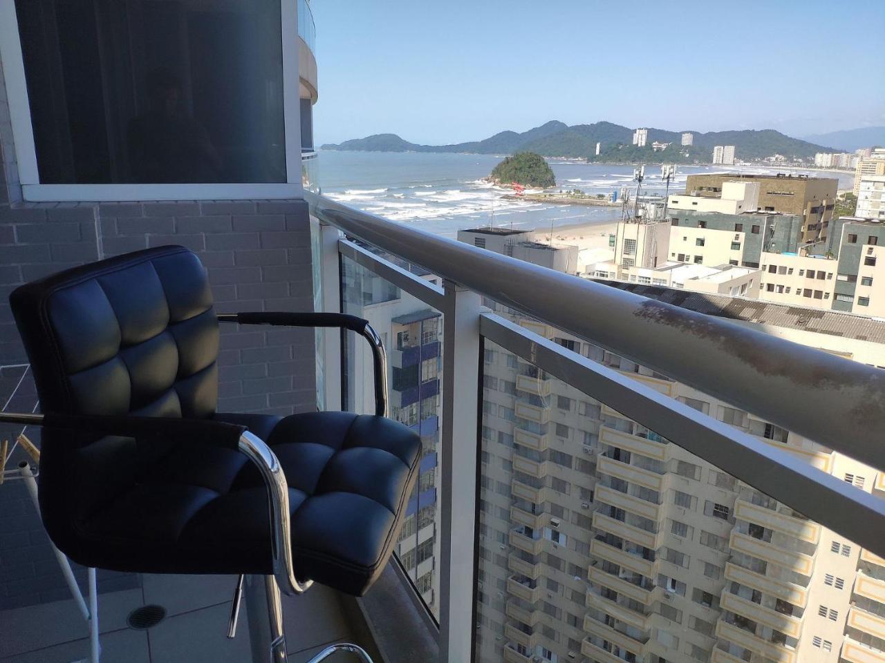 Book Santos Unlimited 1709 Apartamento Clean com Vista Mar — 4-Star Luxury Hotel in Santos, Brasil