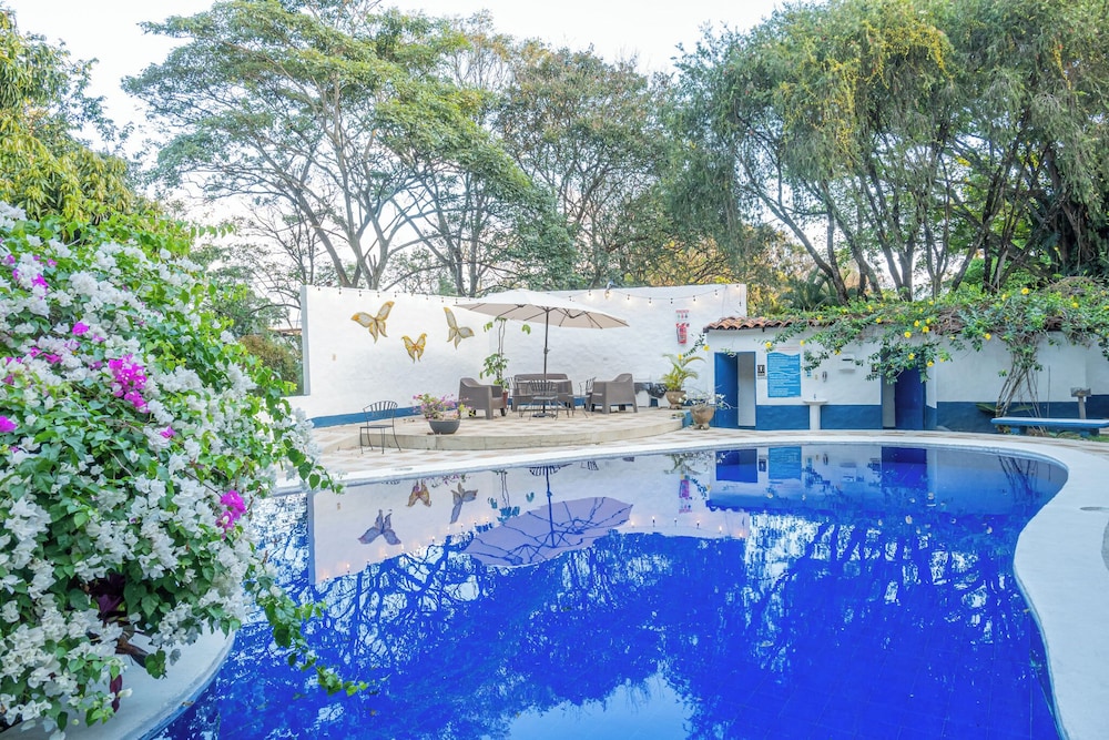 Hotel Aeropuerto — hotel in Alajuela